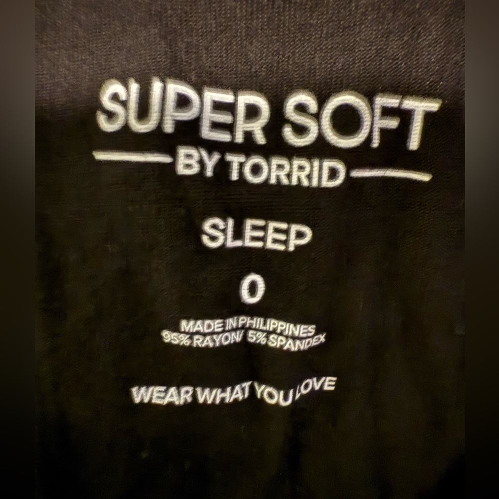 Torrid Black Button-Up Nightshirt with White Trim, Size 0 - Picture 3 of 3